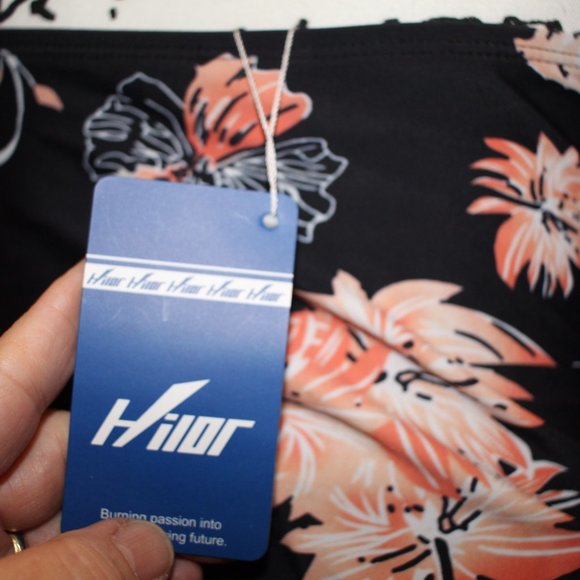 Hilor One Piece Swimsuit NWT Size 10 Missing Neck Strap. - Picture 6 of 11